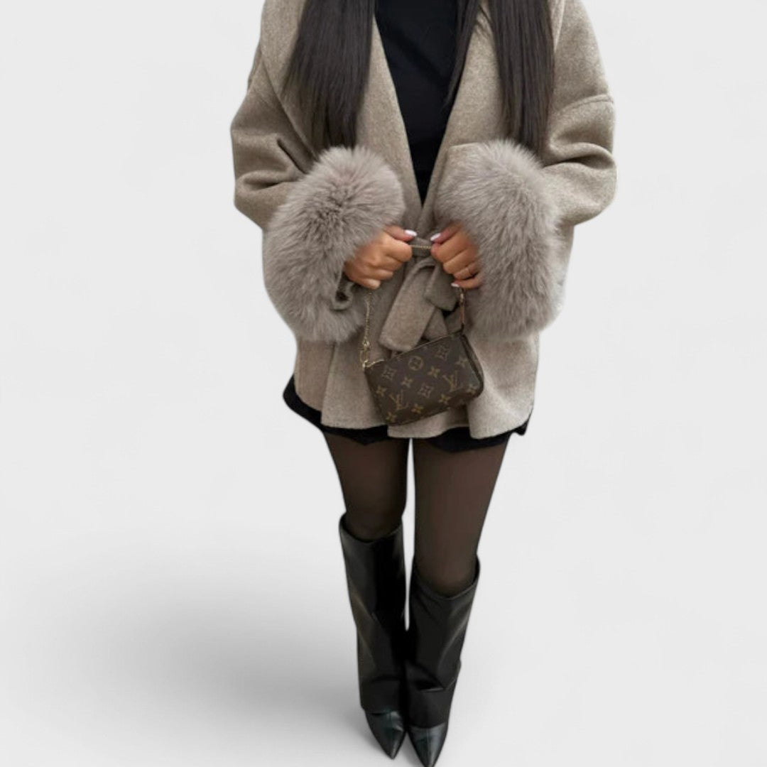 Xara| Elegant Warm Coat