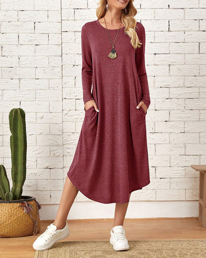 Victoria | Autumn And Long-Sleeved, Loosely Curved Dress