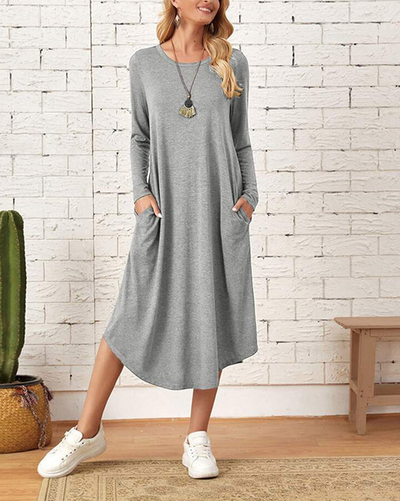 Victoria | Autumn And Long-Sleeved, Loosely Curved Dress