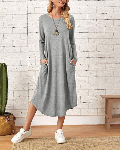 Victoria | Autumn And Long-Sleeved, Loosely Curved Dress
