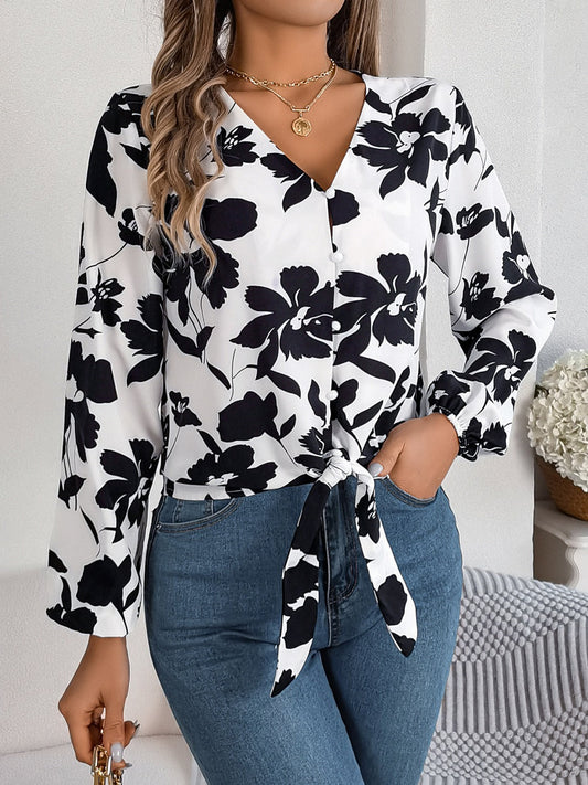 Wanda | Elegant Printed Blouse With A V-Neck And Long Sleeves