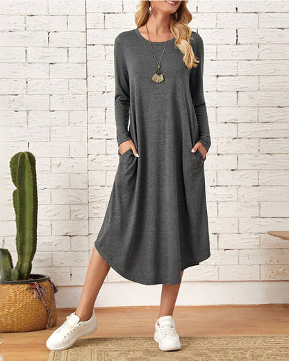 Victoria | Autumn And Long-Sleeved, Loosely Curved Dress