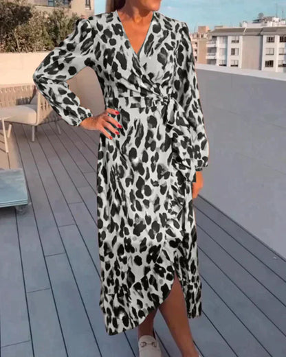 Vera | Leopard Print V-Neck Dress