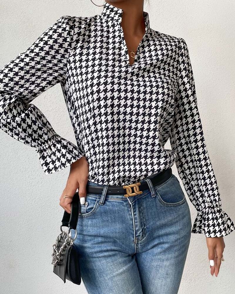 Xenia | Black And White Pattern Blouse