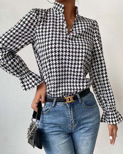 Xenia | Black And White Pattern Blouse