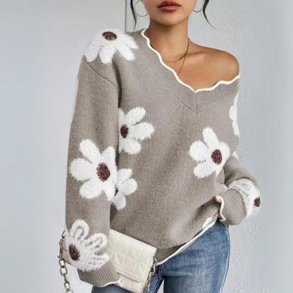 Vanessa | Trendy women's knit sweater with floral motif