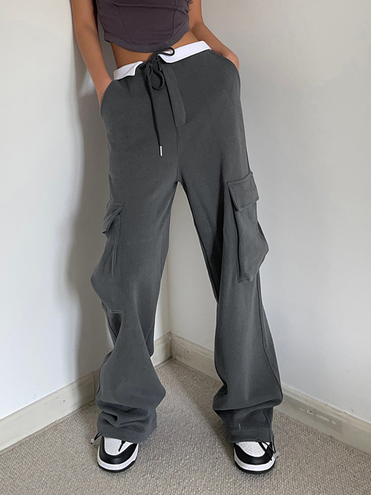 Vanesa | Comfortable Cargo Sweatpants With Contrast Waistband