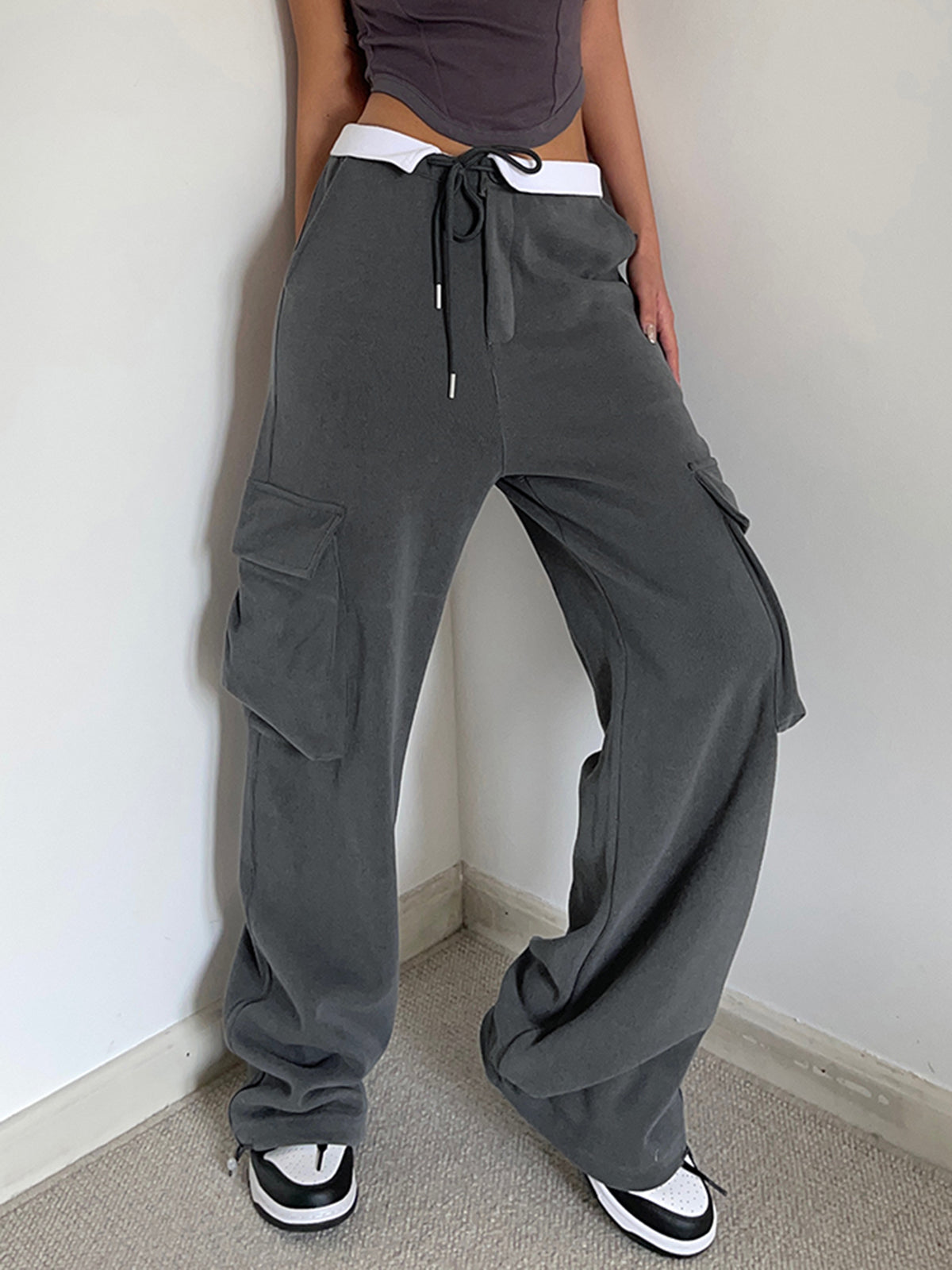 Vanesa | Comfortable Cargo Sweatpants With Contrast Waistband