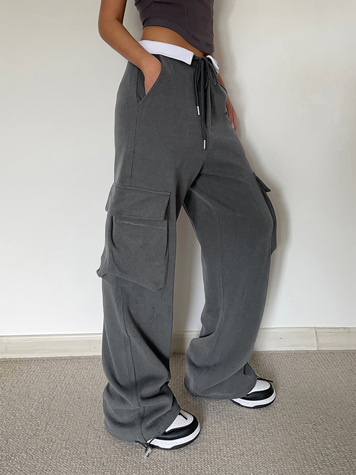 Vanesa | Comfortable Cargo Sweatpants With Contrast Waistband