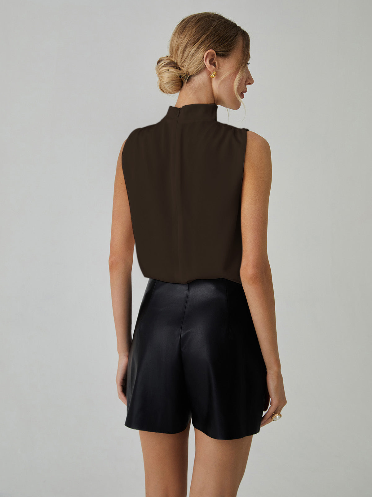 Veda | Pleated Sleeveless Blouse With A High Collar