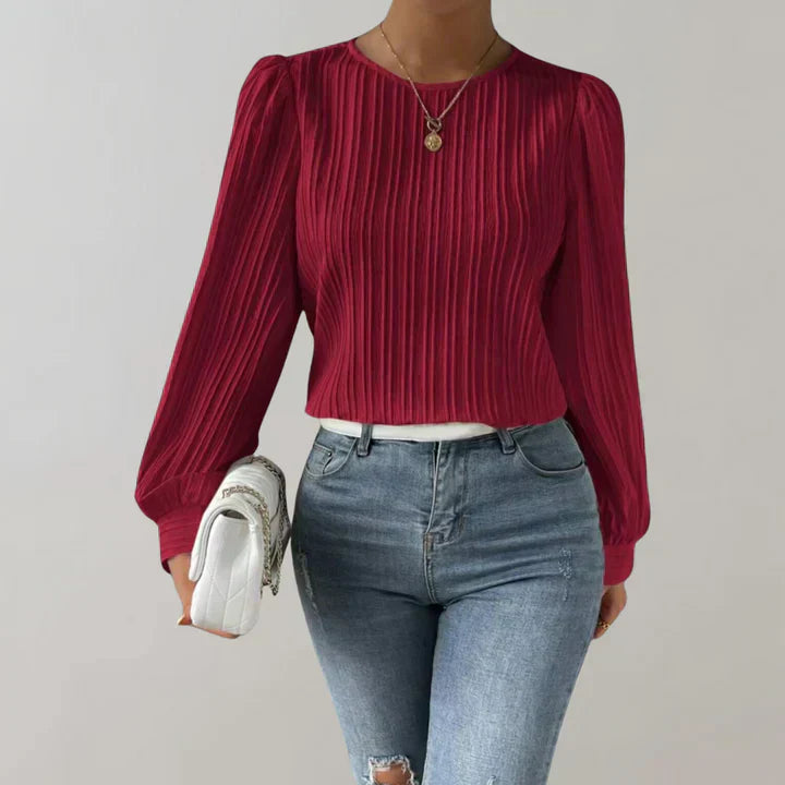 Virginia | Stylish pleated blouse