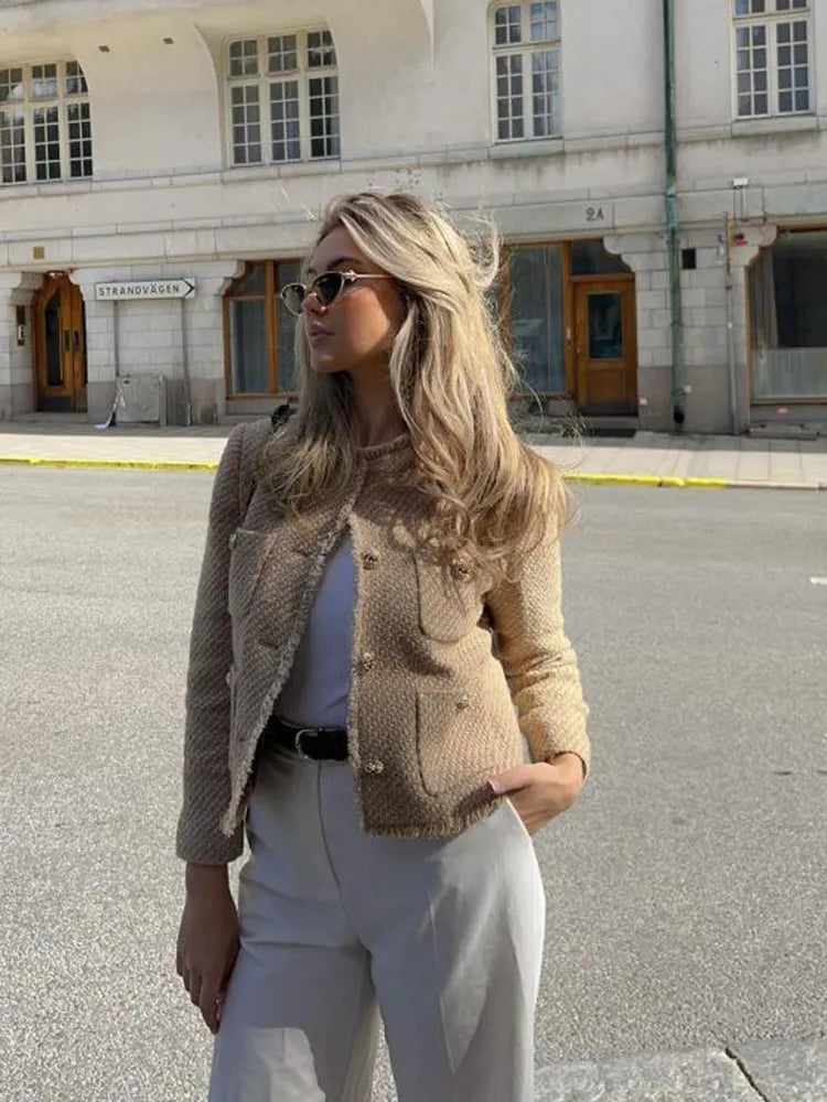 Úrsula| Elegant women's jacket with chest pockets