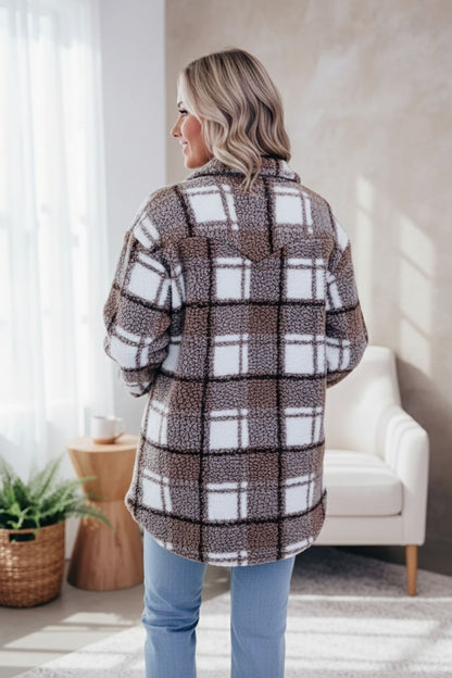 Xena | Elegant, warm and comfortable women's fleece coat