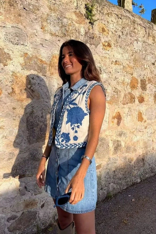 Victoria | Blue Vest