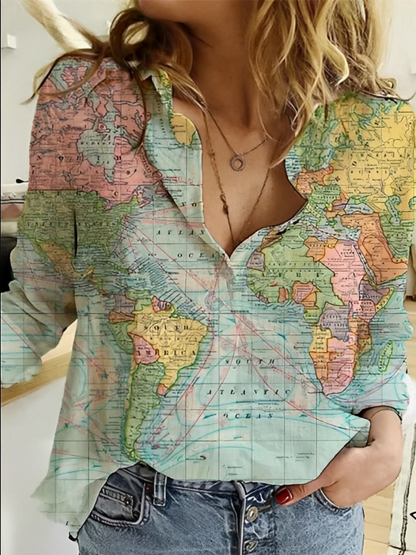 Tiana | Shirt With A Printed World Map