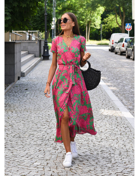 Valeria | Stylish V-neck dress