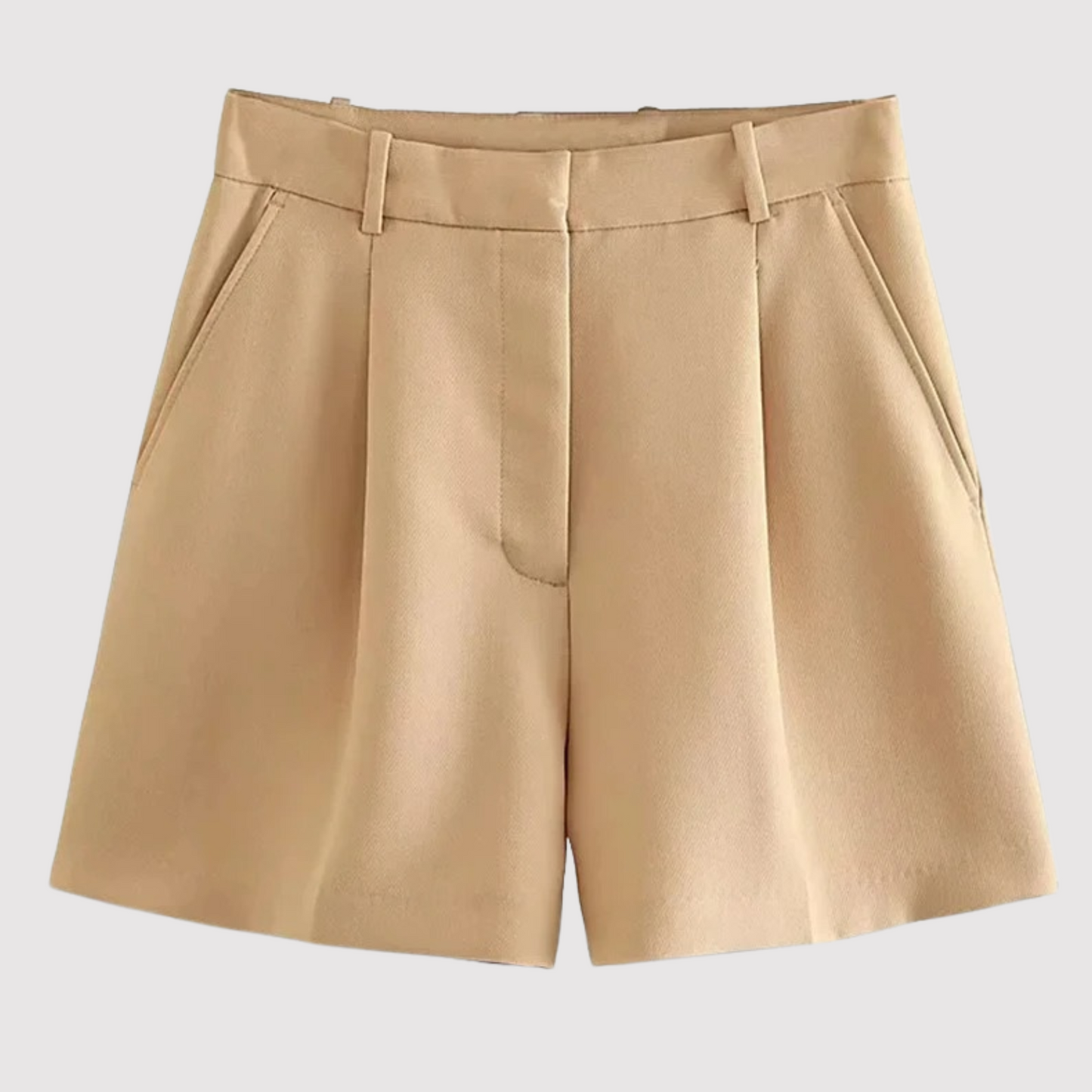 Tilda | Fashionable highwaisted shorts
