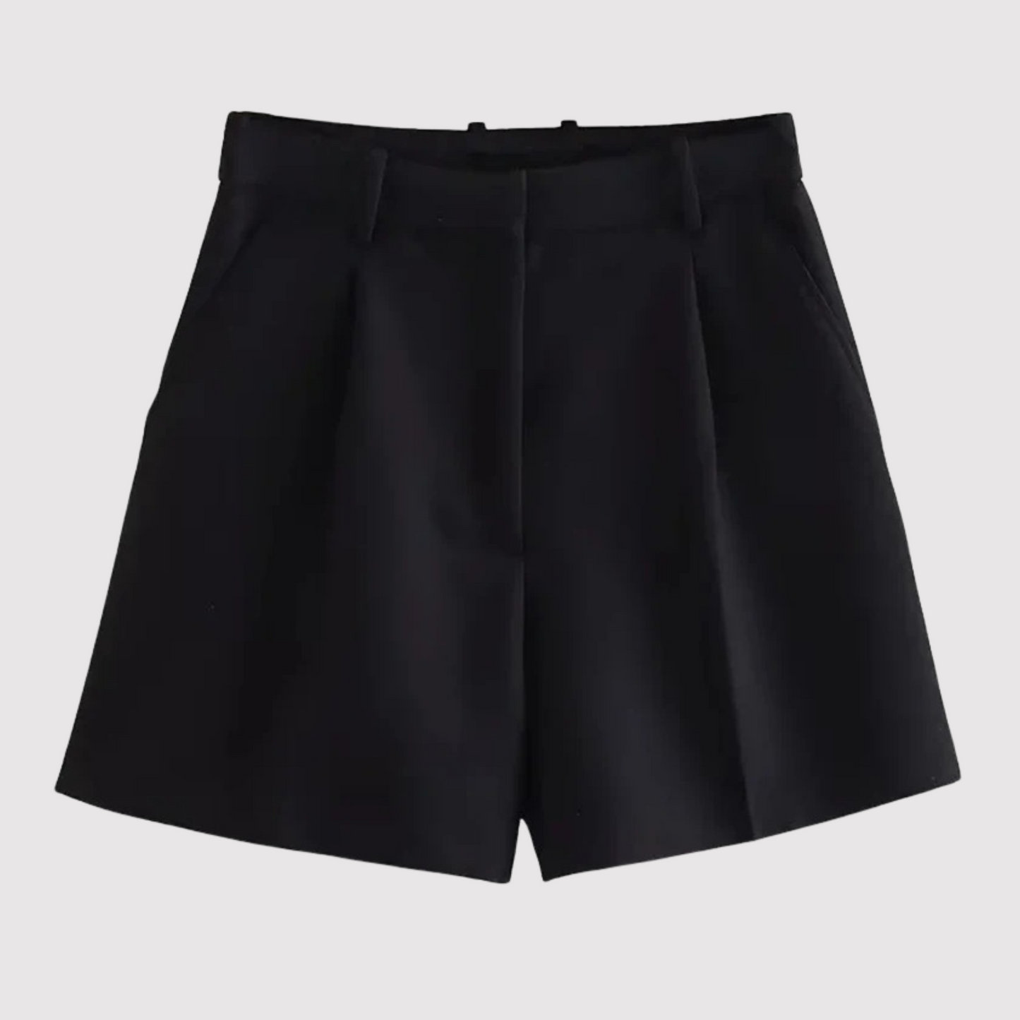 Tilda | Fashionable highwaisted shorts