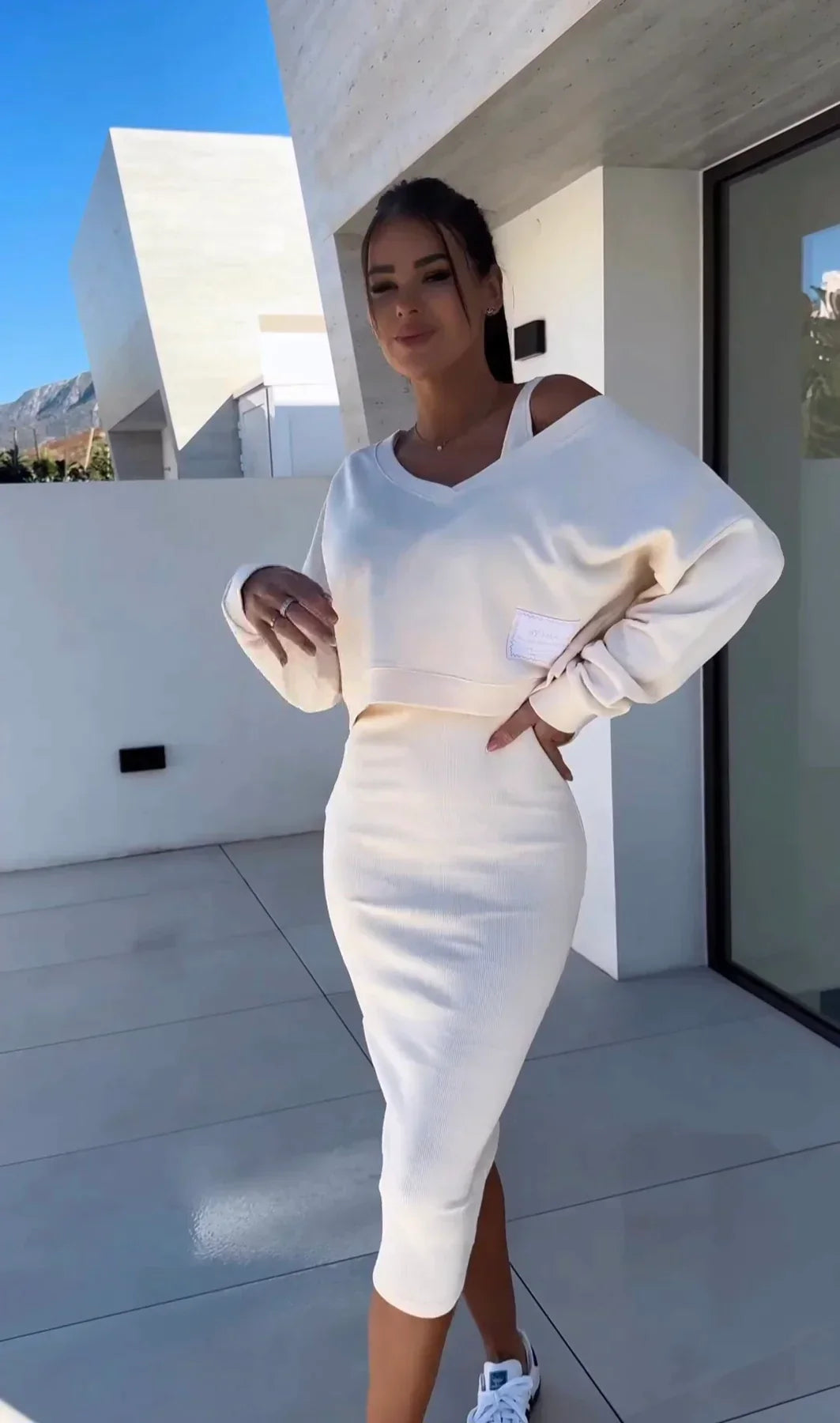 Valeria | Dress With Sweater