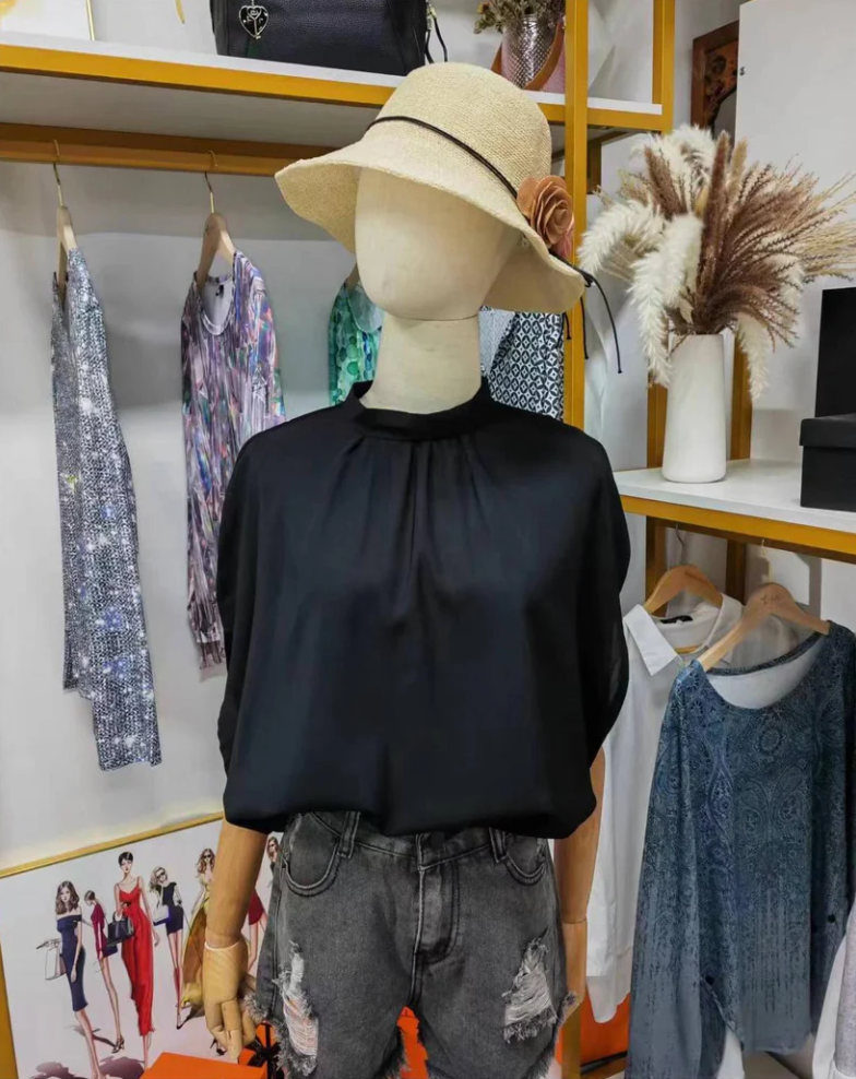 Trinidad | Black Timeless Short Sleeve Top