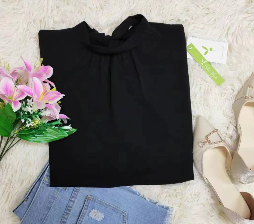 Trinidad | Black Timeless Short Sleeve Top