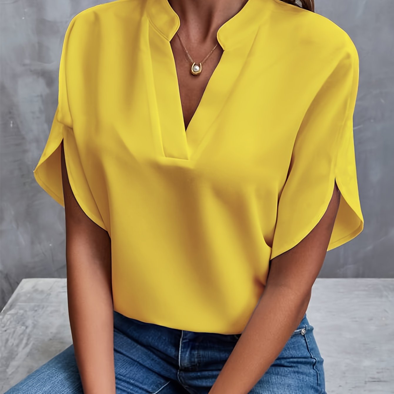 Wilhelmina | Elegant, lightweight blouse for women