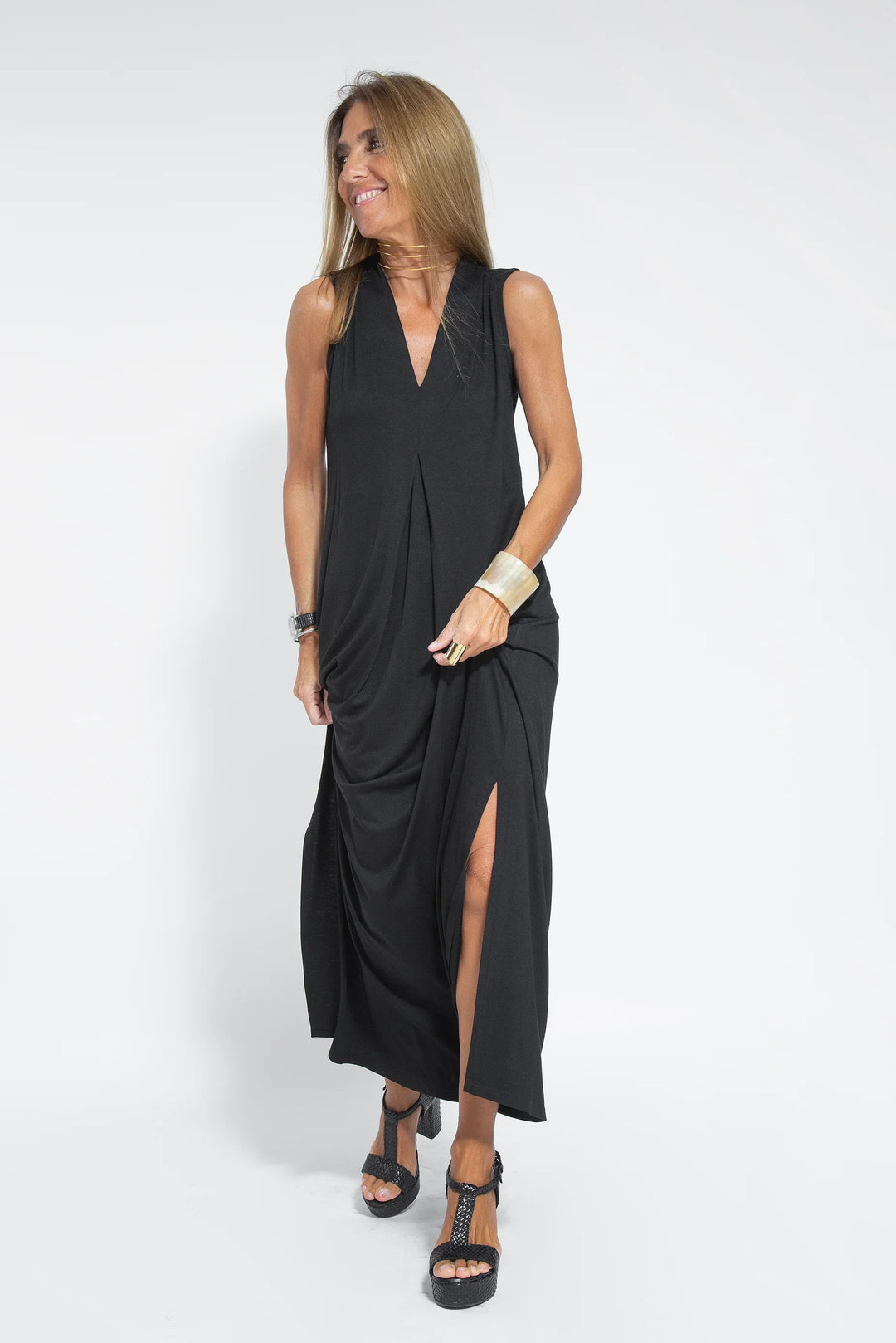 Wanda | Long Dress With V-Neck