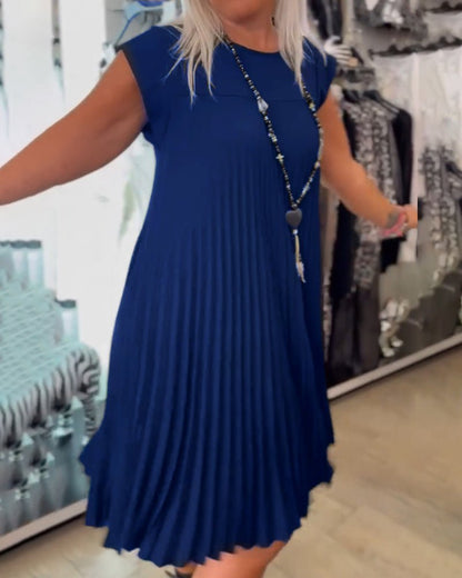 Tilda | Stylish Pleated Dress