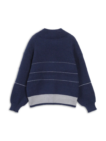 Trixie | Women's knitted sweater with button placket