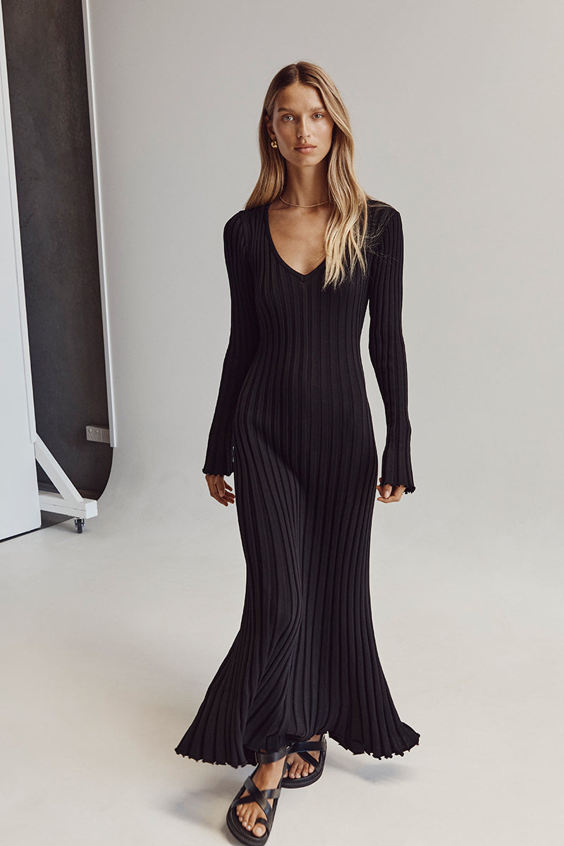 Winifred | Midi Dress With V-Neck And Knitted Sleeves