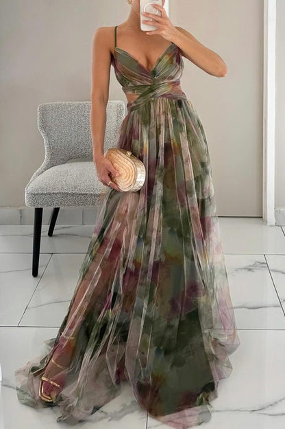 Acacia | Elegant Maxi Dress In An Elegant Floral Print