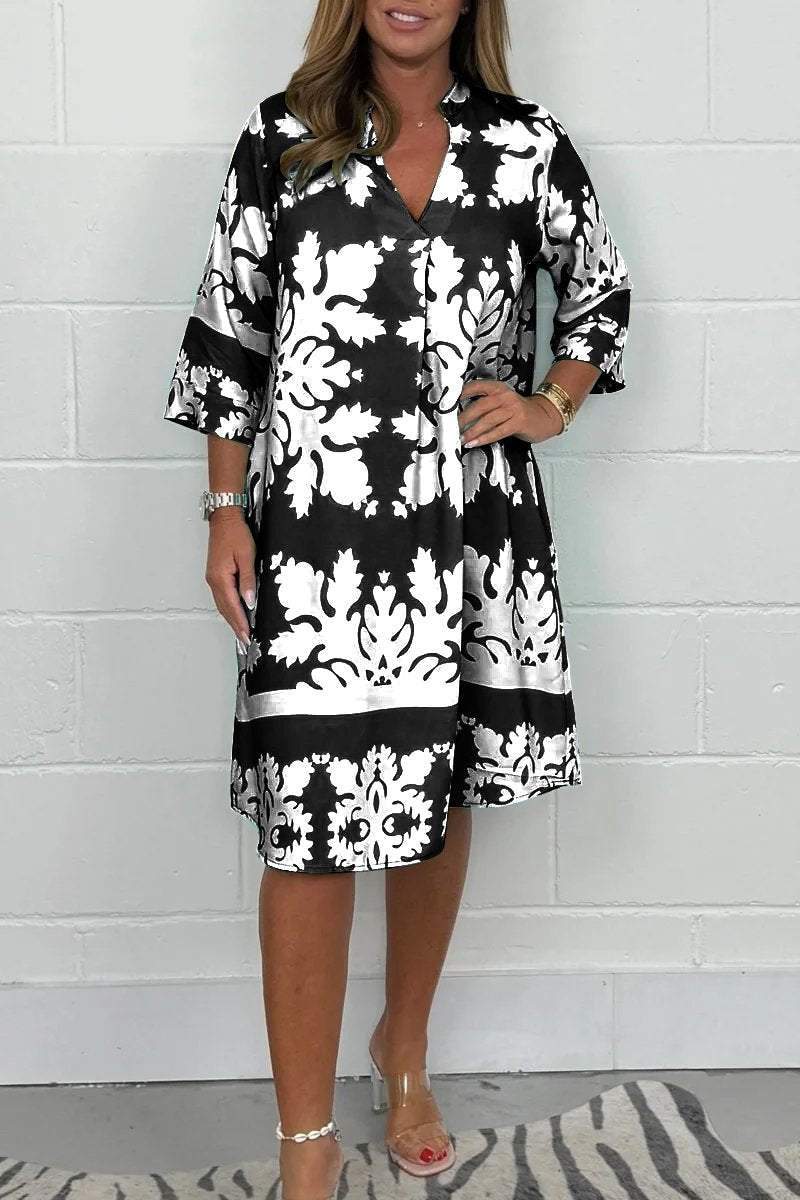 Vanesa | Elegant V-Neck Printed Dress