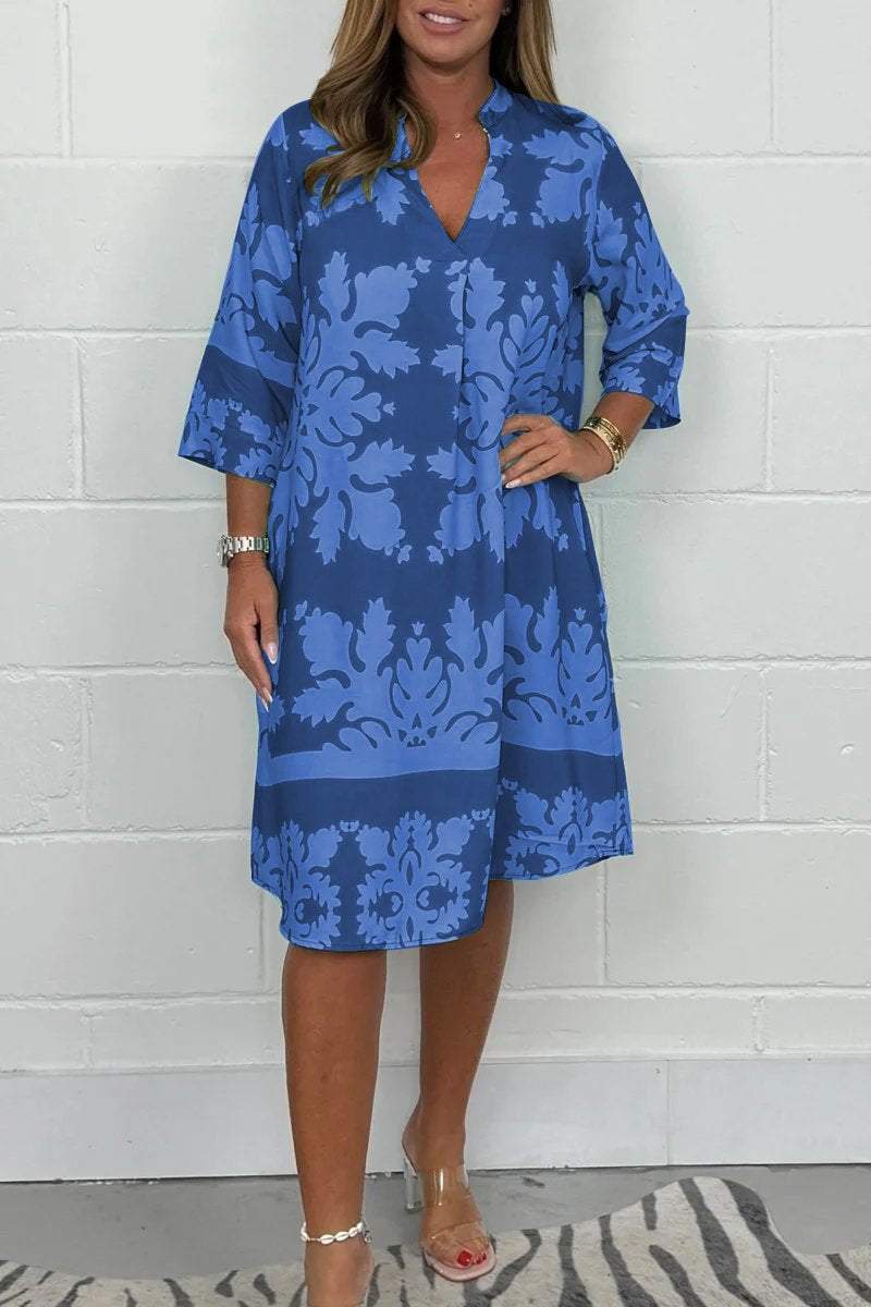 Vanesa | Elegant V-Neck Printed Dress